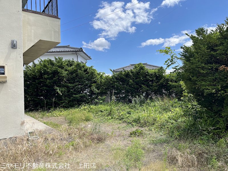 東御市滋野乙　中古戸建 現地写真（庭）