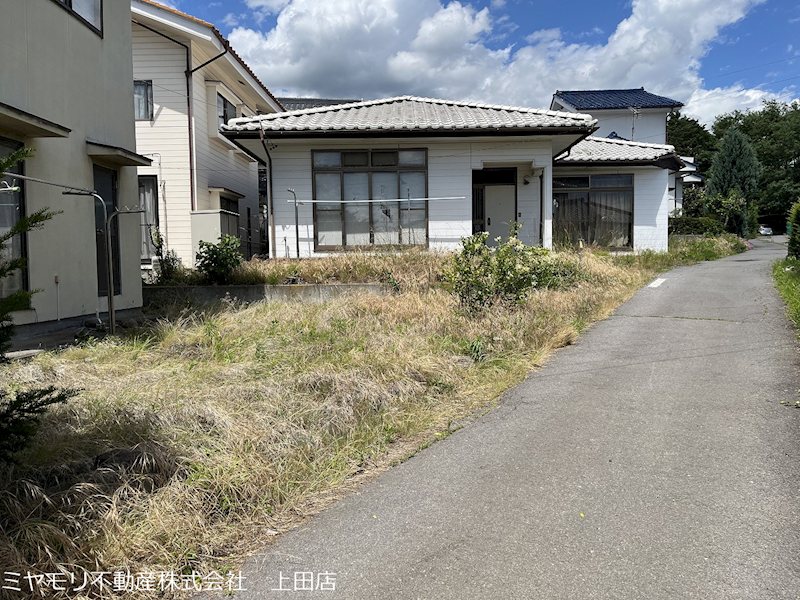 東御市滋野乙　中古戸建 現地写真（前面道路含む現地写真）