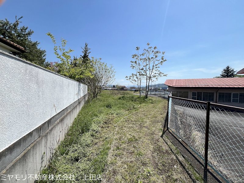 上田市林之郷　土地 現地写真