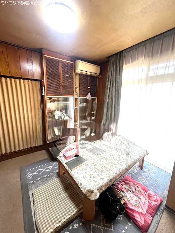 長野県長野市稲里町田牧 内観写真（リビング）
