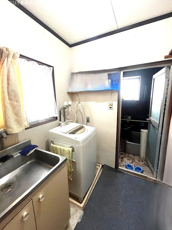 長野県長野市稲里町田牧 内観写真（洗面台・洗面所）
