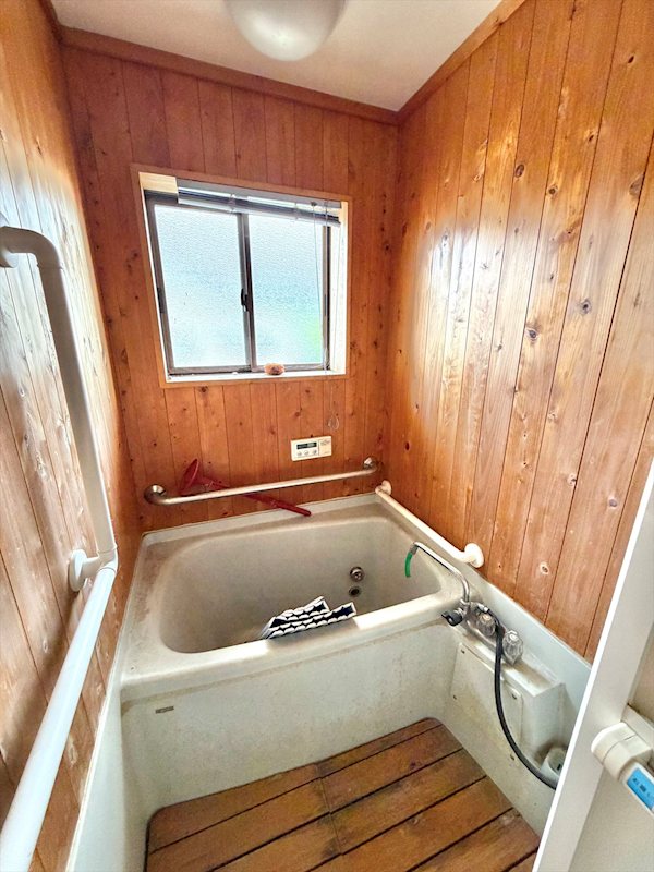佐久市入沢　中古戸建 内観写真（浴室）