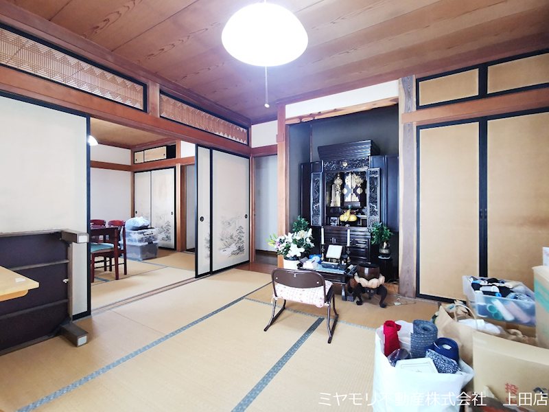 上田市下之郷　中古戸建 内観写真（リビング以外の居室）