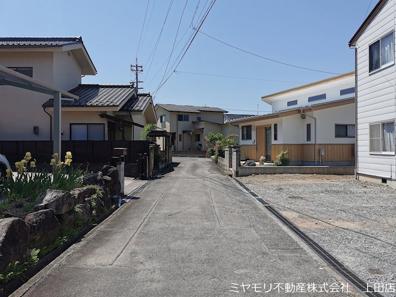 上田市住吉　収益物件 現地写真（前面道路含む現地写真）