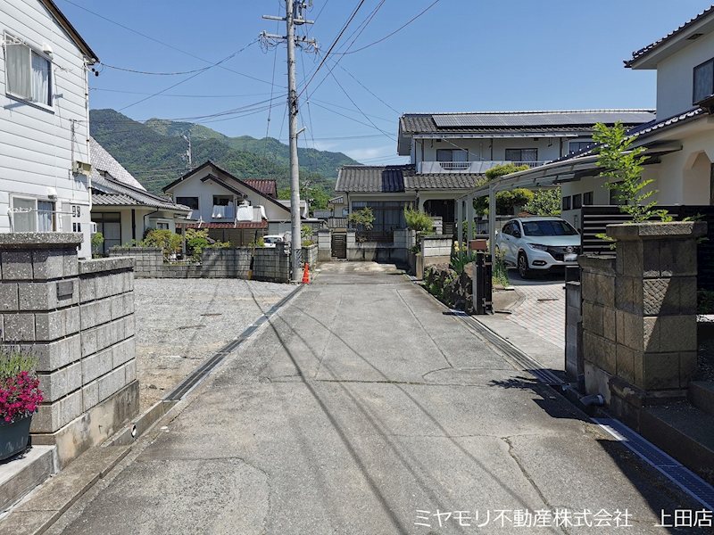 上田市住吉　収益物件 現地写真（前面道路含む現地写真）