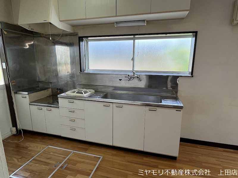 上田市林之郷　中古戸建 内観写真（キッチン）