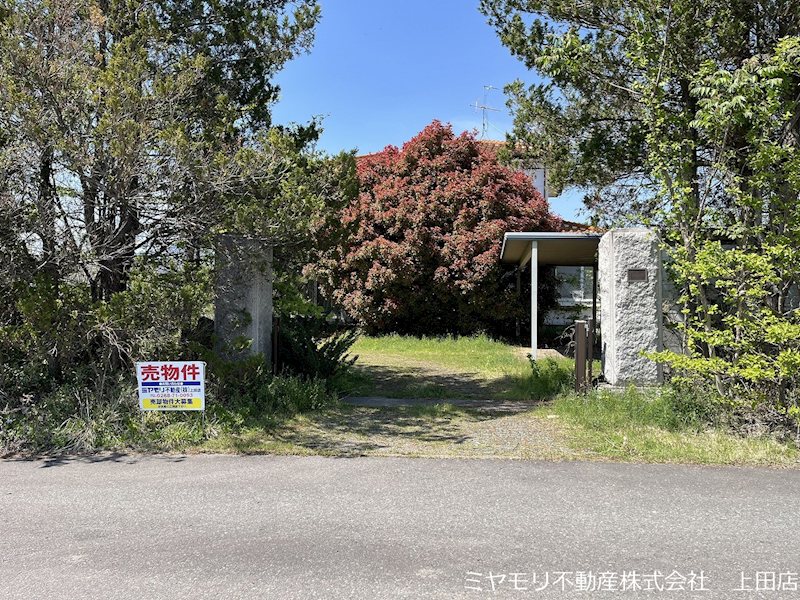 上田市林之郷　中古戸建 現地写真（前面道路含む現地写真）