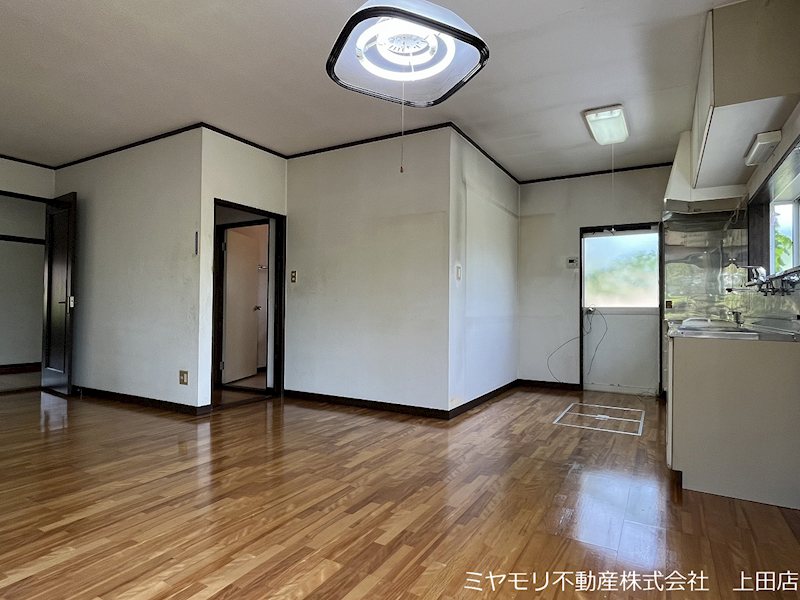 上田市林之郷　中古戸建 内観写真（キッチン）
