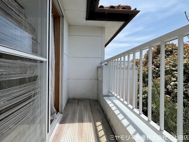 上田市林之郷　中古戸建 現地写真（バルコニー）