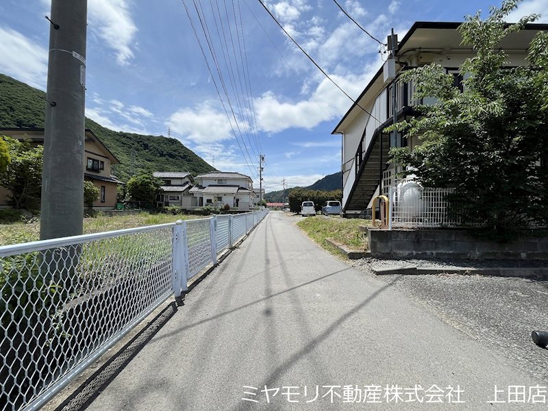 坂城町南条　土地 現地写真（前面道路含む現地写真）