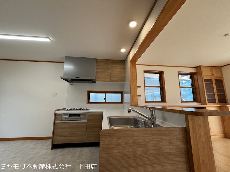 上田市真田町本原　中古戸建 内観写真（キッチン）