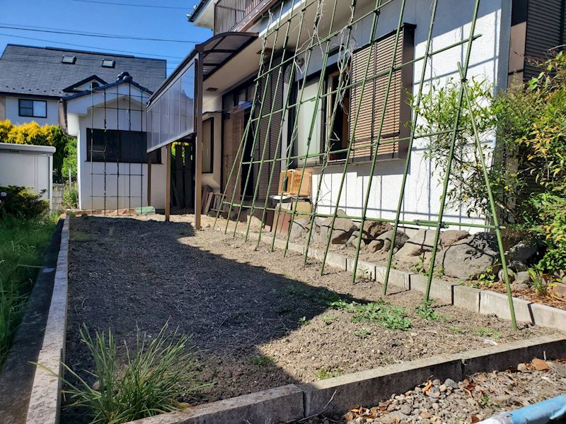 小諸市東雲　中古戸建 現地写真（庭）