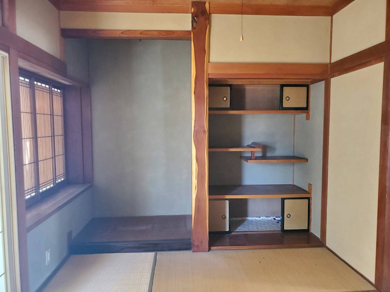 小諸市東雲　中古戸建 内観写真（リビング以外の居室）