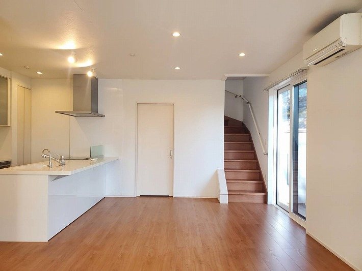 御代田町馬瀬口　中古戸建 内観写真（リビング）