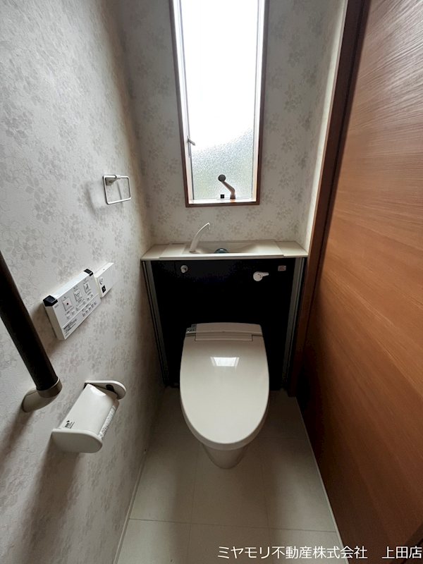 【商談中】坂城町上五明　中古戸建 内観写真（トイレ）