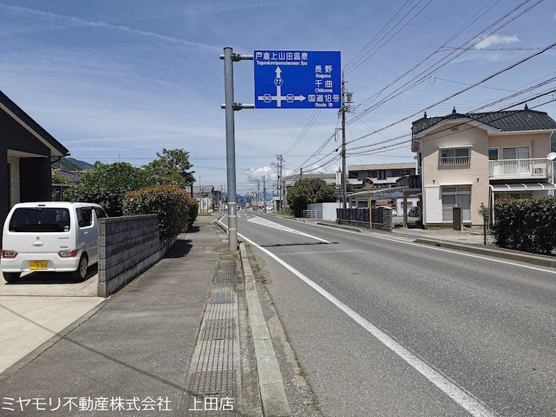 坂城町上五明　中古戸建 現地写真（前面道路含む現地写真）