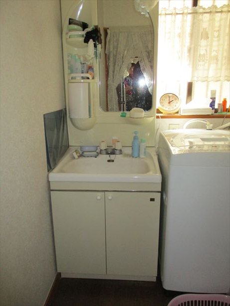 御代田町草越　中古戸建 内観写真（洗面台・洗面所）