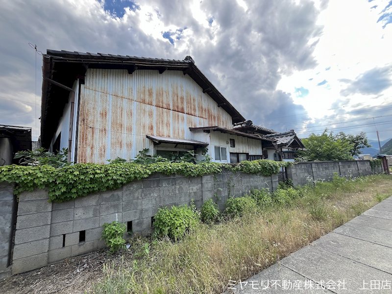 上田市上塩尻　土地 現地写真
