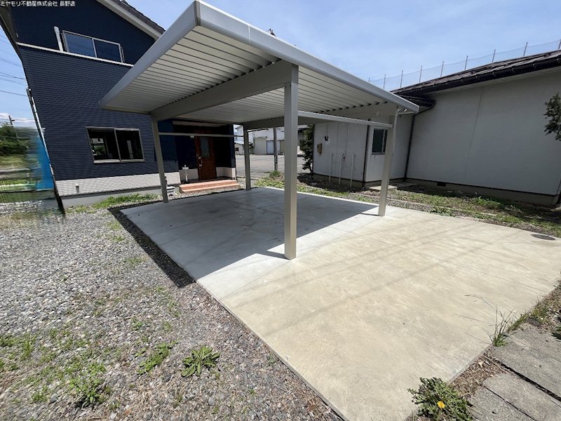 長野県上高井郡小布施町都住 現地写真（駐車場）