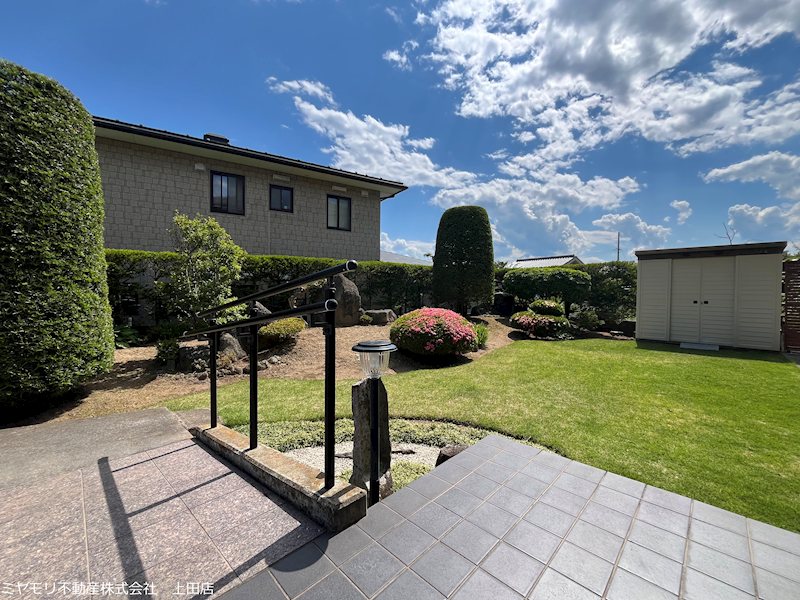 上田市上田　中古戸建 現地写真（庭）