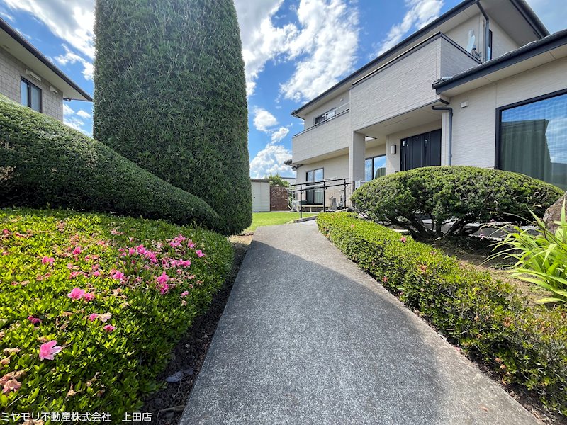 上田市上田　中古戸建 現地写真（庭）