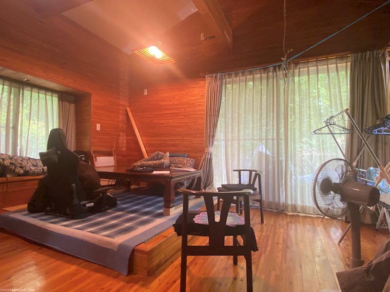 東御市布下　中古戸建 内観写真（リビング）