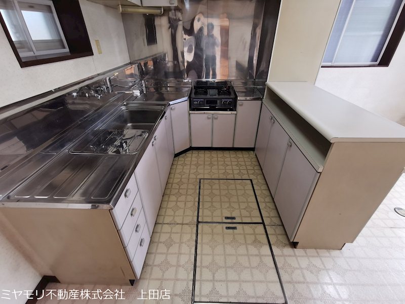 上田市上田　中古戸建 内観写真（キッチン）