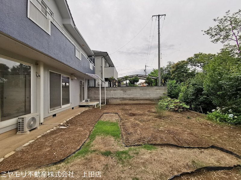 上田市上田　中古戸建 現地写真（庭）