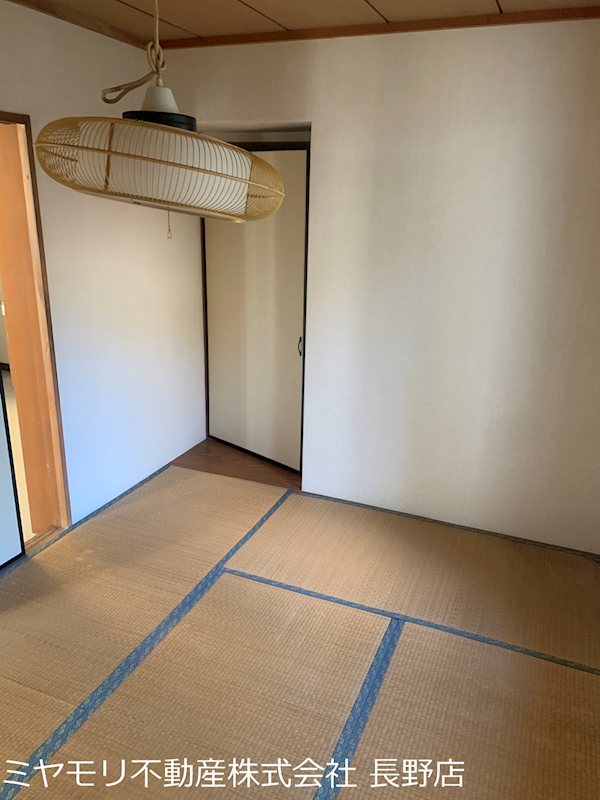 差出ハイツ　中古マンション 内観写真（リビング以外の居室）