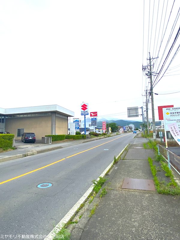 上田市古里　収益物件 現地写真（前面道路含む現地写真）