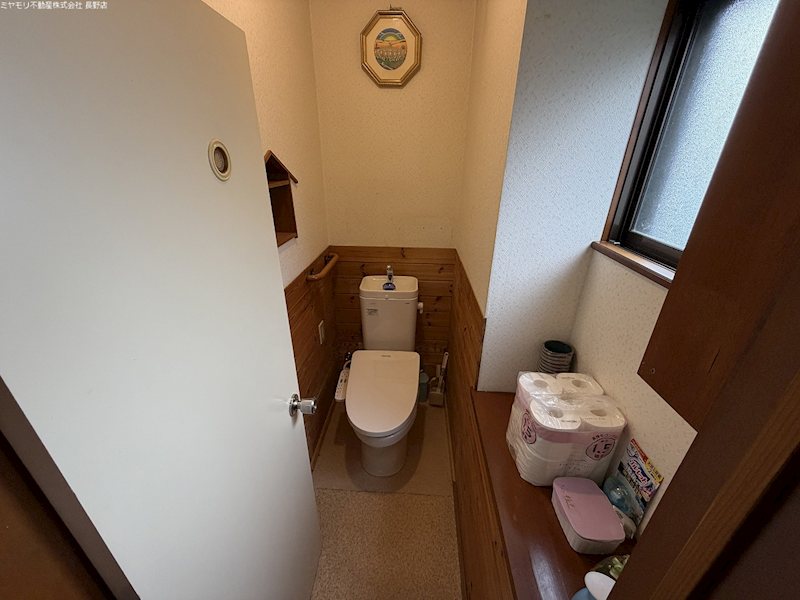 長野県中野市中野 内観写真（トイレ）