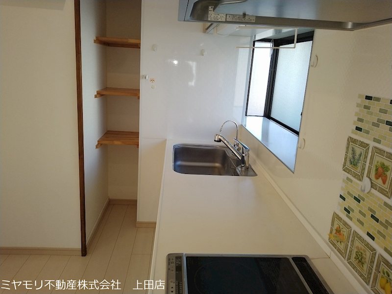 上田市生田　中古戸建 内観写真（キッチン）