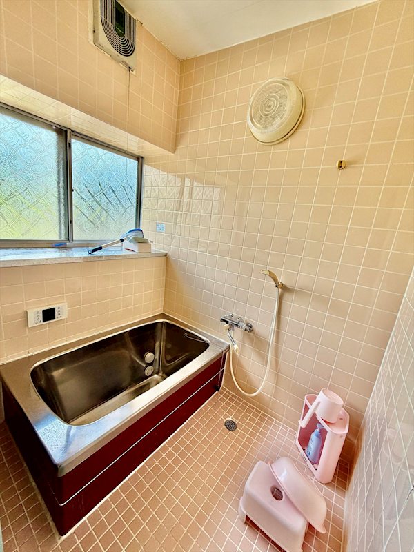 佐久市大沢　中古戸建 内観写真（浴室）