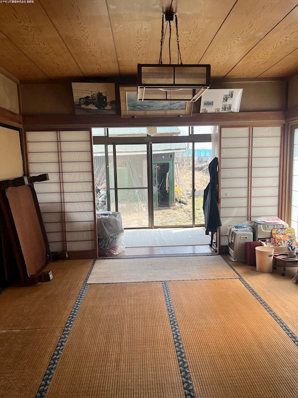 長野県上水内郡信濃町柏原 内観写真（リビング）