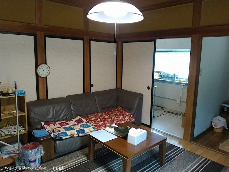 上田市別所温泉　中古戸建 内観写真（リビング）