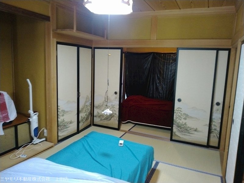 上田市別所温泉　中古戸建 内観写真（リビング以外の居室）