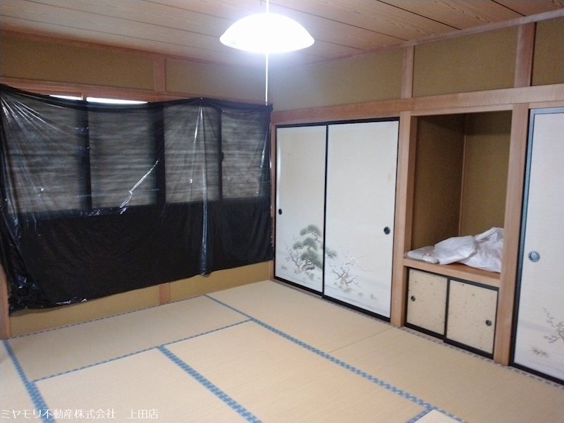 上田市別所温泉　中古戸建 内観写真（リビング以外の居室）