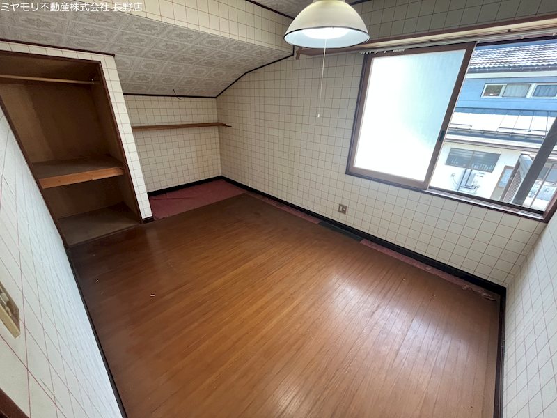 長野県中野市小田中 内観写真（リビング以外の居室）