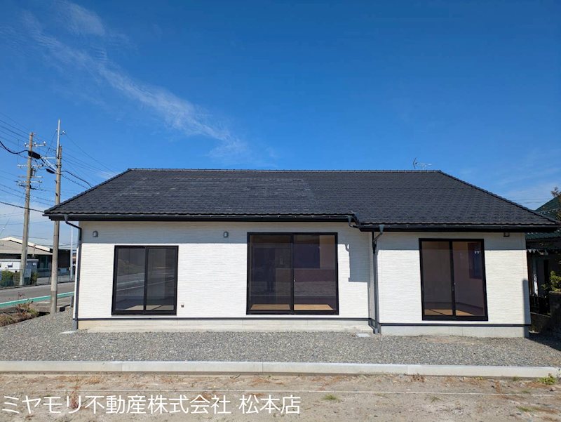 安曇野市豊科高家 中古戸建 現地写真