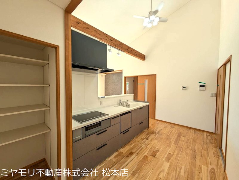 安曇野市豊科高家　中古戸建 その他