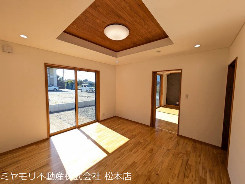 安曇野市豊科高家　中古戸建 その他
