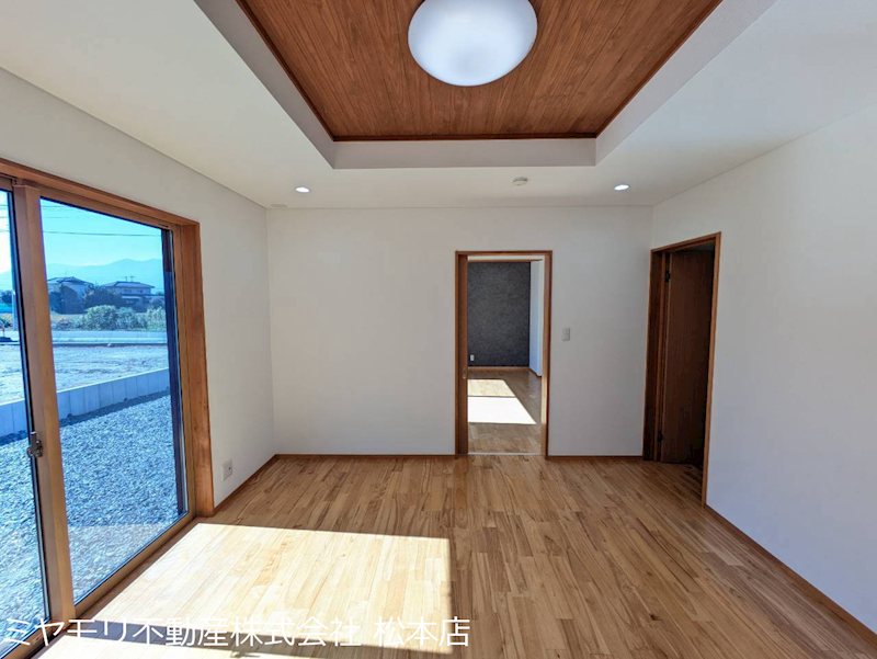 安曇野市豊科高家　中古戸建 その他