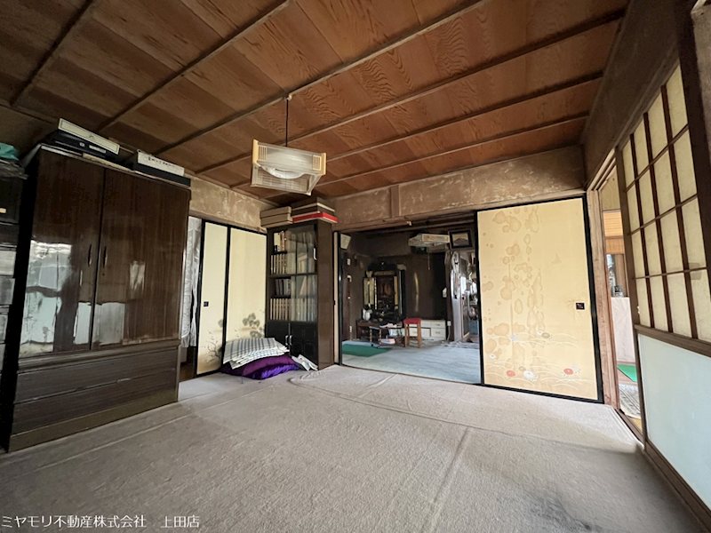 上田市長瀬　中古物件 内観写真（リビング以外の居室）