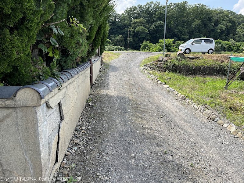 上田市長瀬　中古物件 現地写真（前面道路含む現地写真）
