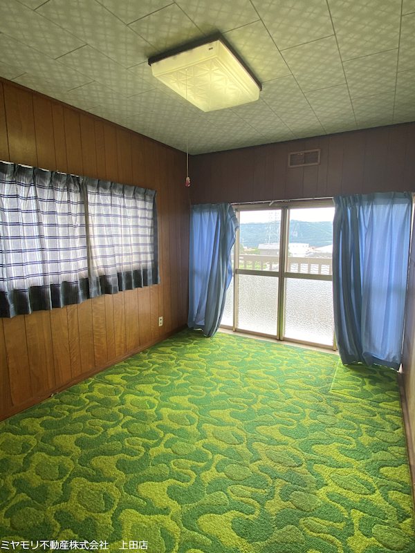 東御市滋野　中古戸建 内観写真（リビング以外の居室）