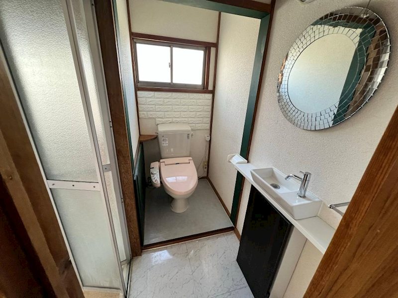 小諸市加増　中古戸建 内観写真（トイレ）