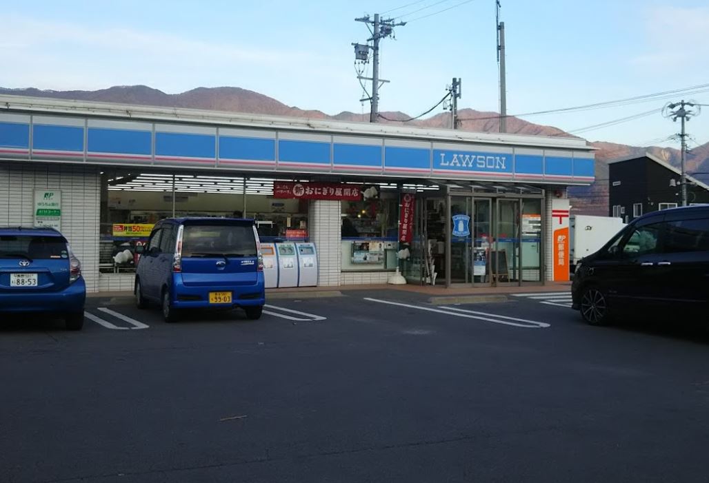 坂城町上平　中古戸建 コンビニ