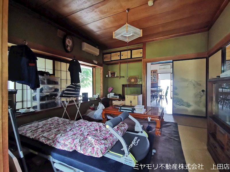 上田市上塩尻　中古戸建 内観写真（リビング）