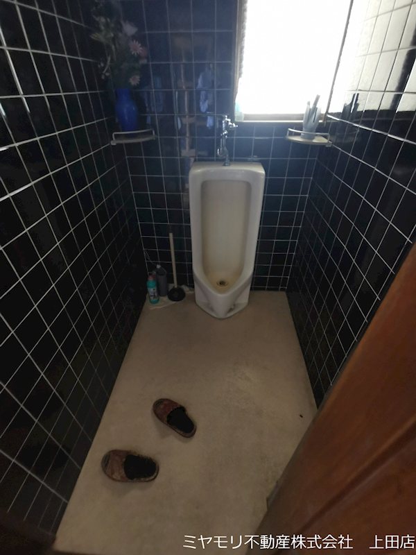 上田市上塩尻　中古戸建 内観写真（トイレ）