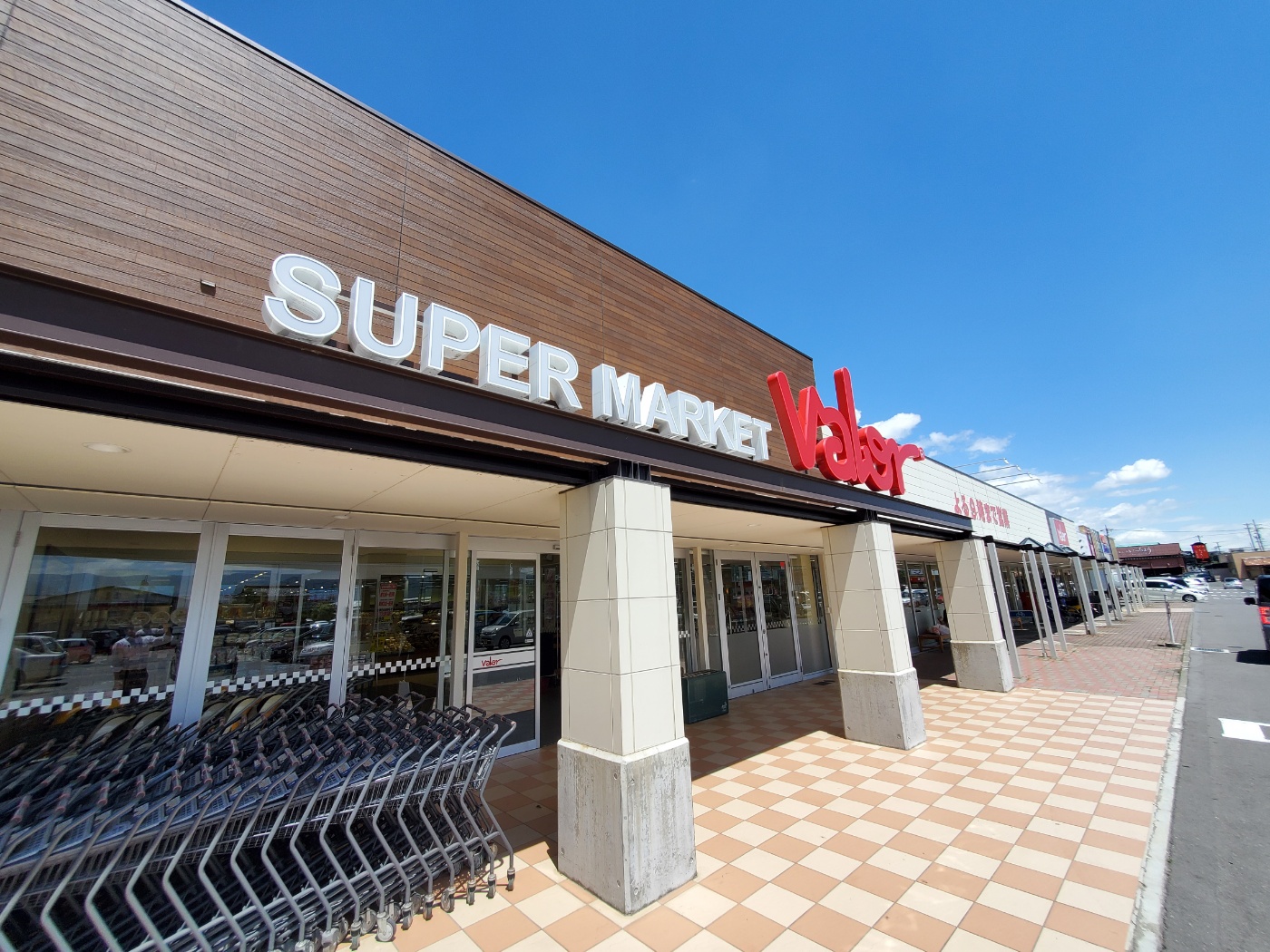 上田市上塩尻　中古戸建 スーパー